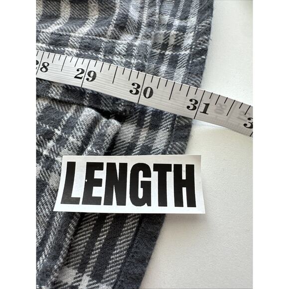 Woolrich Shirt Mens XL Gray White Plaid Flannel Trout Run Button Up Work Thick - Picture 8 of 8